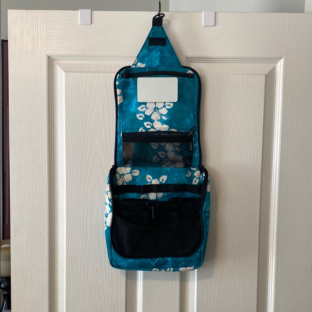 LL Bean Teal Floral Hanging Toiletry Bag
